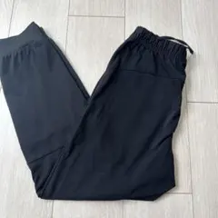 美品　サイズ140 GU 黒　パンツ　長ズボン　ユニクロ