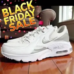 新品 スニーカー