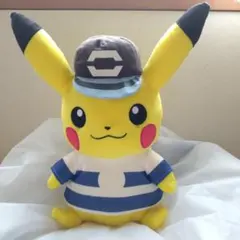 団員ごっこピカチュウ(アクア団) ぬいぐるみ - メルカリ