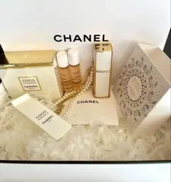【限定】CHANEL ココ マドモアゼル パーススプレイのサムネイル