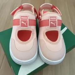 新品未使用　PUMA サンダル ピンク キッズ