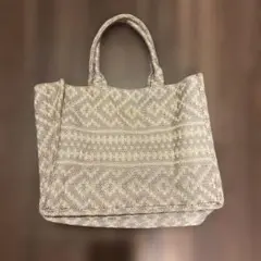 H&M 幾何学模様 ベージュ トートバッグ