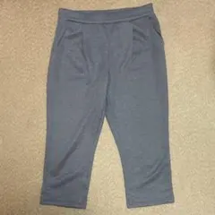 七分丈パンツ クロップド丈　グレー　ルームウェアのサムネイル