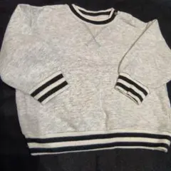 GU ホワイトグレー トレーナー　90サイズ