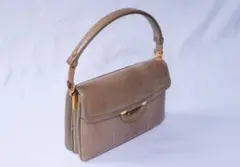 ベージュ クロコ型押し ショルダーバッグ