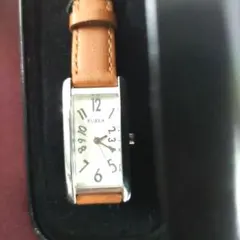 フルラアナログ腕時計