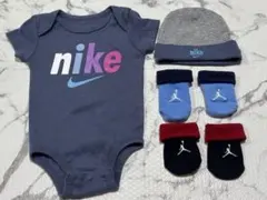 Nike ナイキ ベビー ロンパース 靴下 帽子 セット