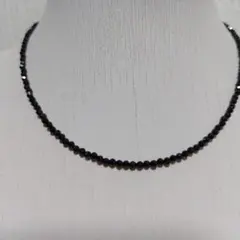 42センチ、高品質天然石ブラックスピネルボタンカット一連ネックレス