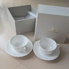 未使用 ナルミ シルキー ホワイト カップ＆ソーサー NARUMI