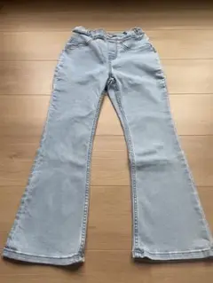 GU ライトブルーフレアパンツ 130