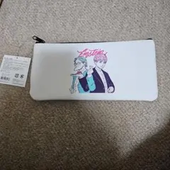 スリーコインズアインシュタインポーチ