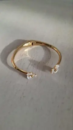 katespade バングル　ブレスレット　ゴールド　花