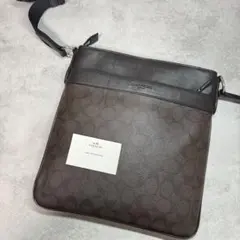美品 コーチ ショルダーバッグ クロスボディ 斜め掛け ボディバッグ メンズ