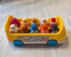 アンパンマン 知育玩具　バス型おもちゃ