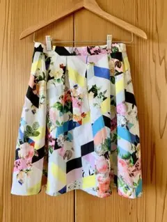 FOREVER21 フラワー フレアスカート