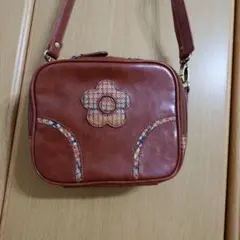 Item thumbnail for item 0ead2d43-4510-45d0-8a95-19e6d66f8b3c