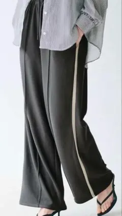 完売　coca ジョーゼットラインパンツ　グレー　L