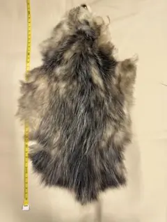 【月末のみ出品特価】オポサム毛皮　リアルファー　登山敷物　 キャンプマット　ラグ