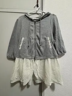 axes femme レース付きパーカー　グレー