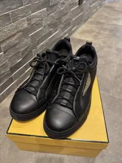 FENDI メンズ スニーカー ブラック