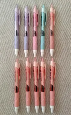 Item thumbnail for item 14b8d554-3c2d-4ece-adf8-2af710e65a55