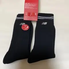 New Balance ブラックソックス ストライプ付き　厚地タイプのサムネイル