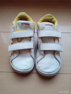 adidas ミッキーマウス スニーカー