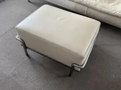 2026年最新】cassina オットマンの人気アイテム - メルカリ