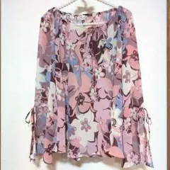 Varosh フラワープリント フレア 長袖シャツ 　冨田（株）