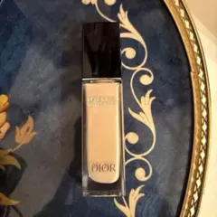 新品同様ディオールスキンフォーエヴァースキンコレクトコンシーラー