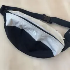 ノースフェイス　斜めがけ