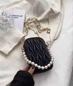 キルティングパールポシェット