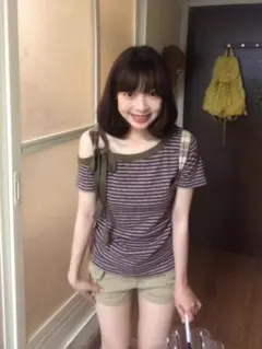 ストライプ オフショルダー Tシャツ M