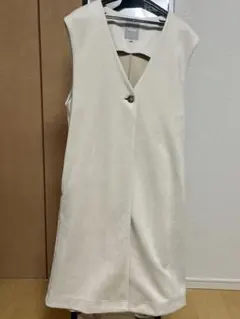 LEPSIM ベージュ ノースリーブ ベスト　入学式