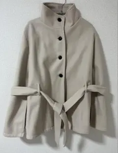 ベージュ ポンチョ・ケープコート