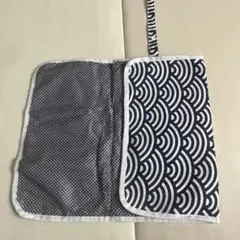 おむつ替えシート　ネイビー　和柄