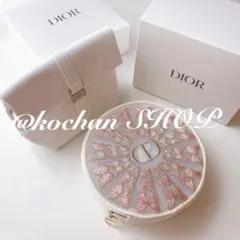 非売品 】DIOR スノードーム - メルカリ