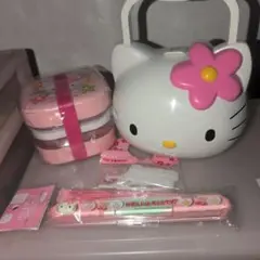4002ハローキティ小物入れピンク - メルカリ