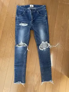 【25インチ】エイミーイストワール　クラッシュスキニーデニム