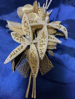 卒業式　卒園式　入学式　入園式　結婚式等コサージュ　ゴールド