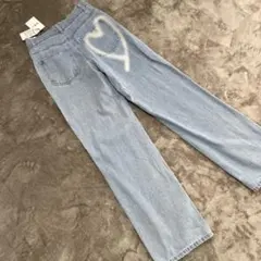 Item thumbnail for item 96dfcbc8-ba7c-4ee8-845d-4591fee0004d