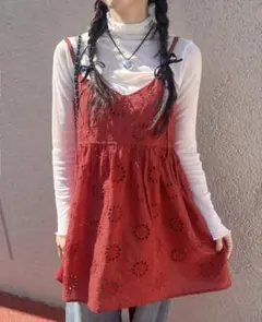 SHEIN FRIFUL キャミワンピース 赤 刺繍ワンピース