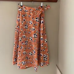オレンジ 花柄 フレアスカート