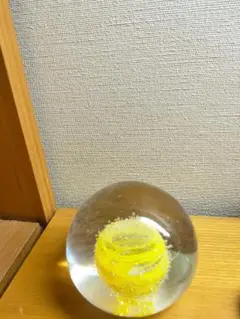 ガラス製気泡入り球体置物