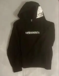 vetements 黒 パーカー　フード付き　男女兼用