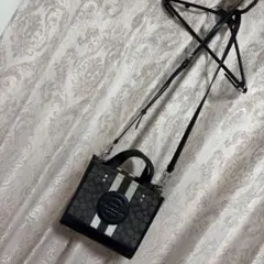 COACHのトートバッグ キャンバスBLK/総柄2wayショルダーストラップ付き
