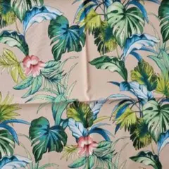 ベージュ地★TORIRICHARD