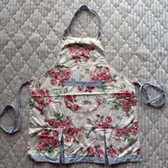 LAURA ASHLEY フラワープリントエプロンのサムネイル