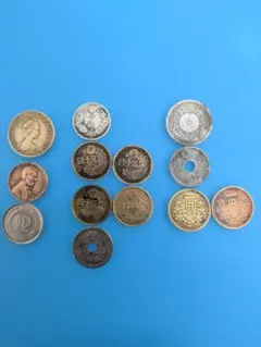 日本の古銭 複数枚セット - メルカリ