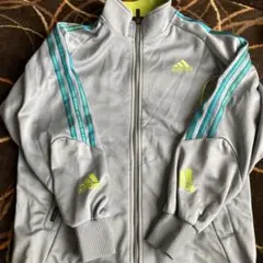 adidas グレー ジャージ ジャケット　140cm